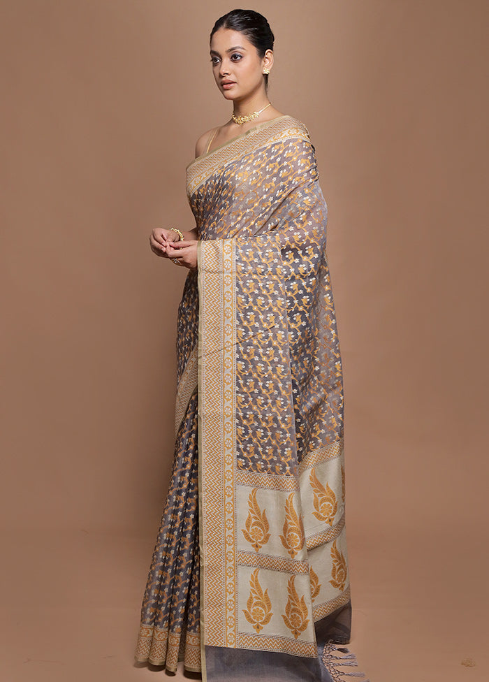 Grey Kora Silk Saree With Blouse Piece