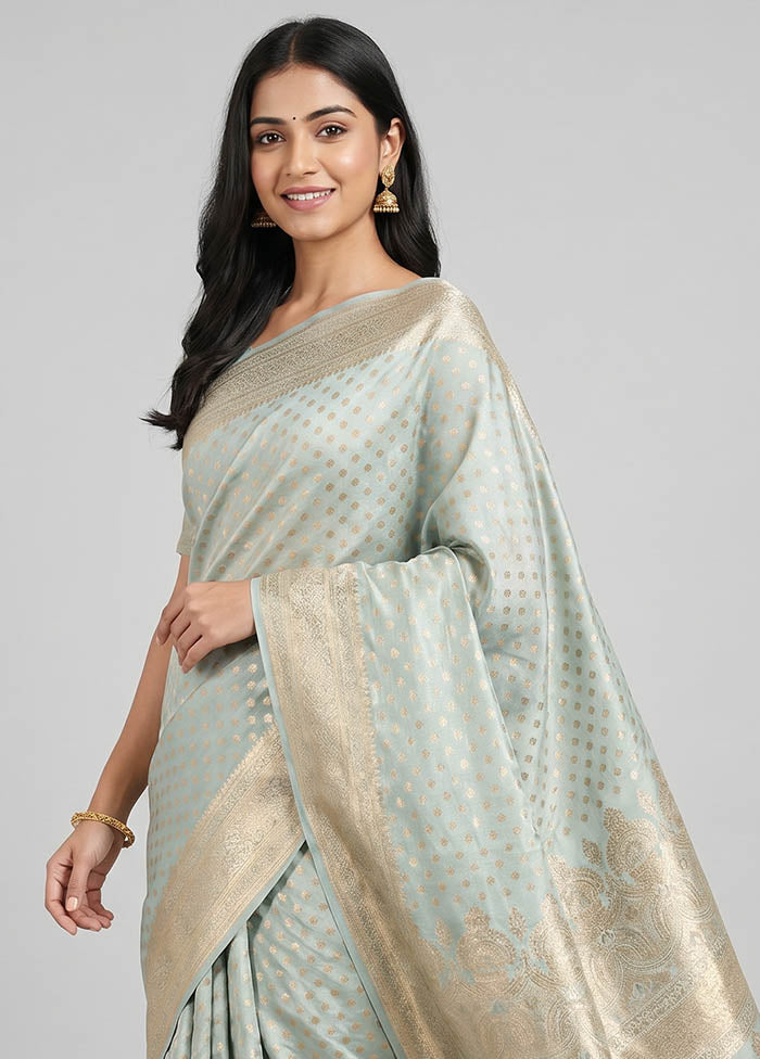 Green Banarasi Silk Saree With Blouse Piece