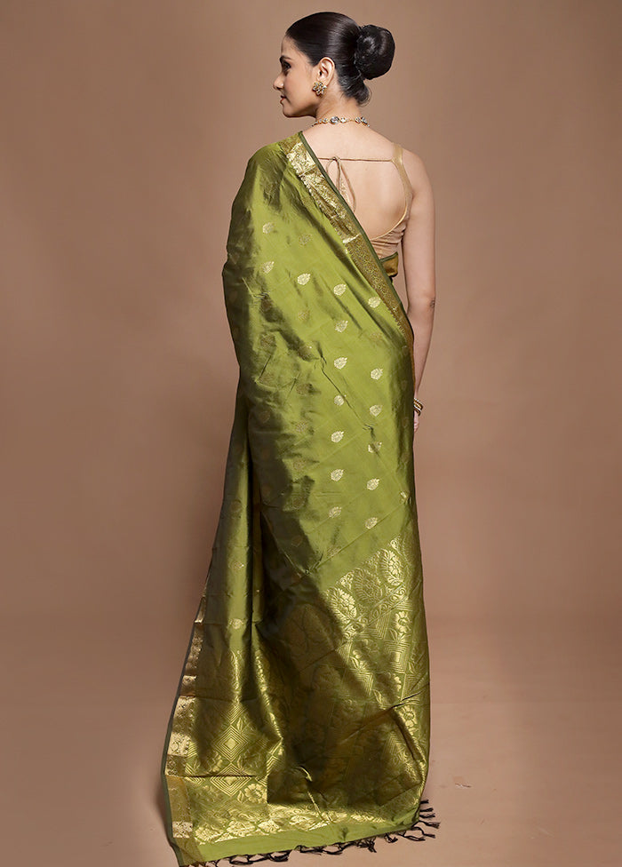 Green Kanjivaram Silk Saree With Blouse Piece