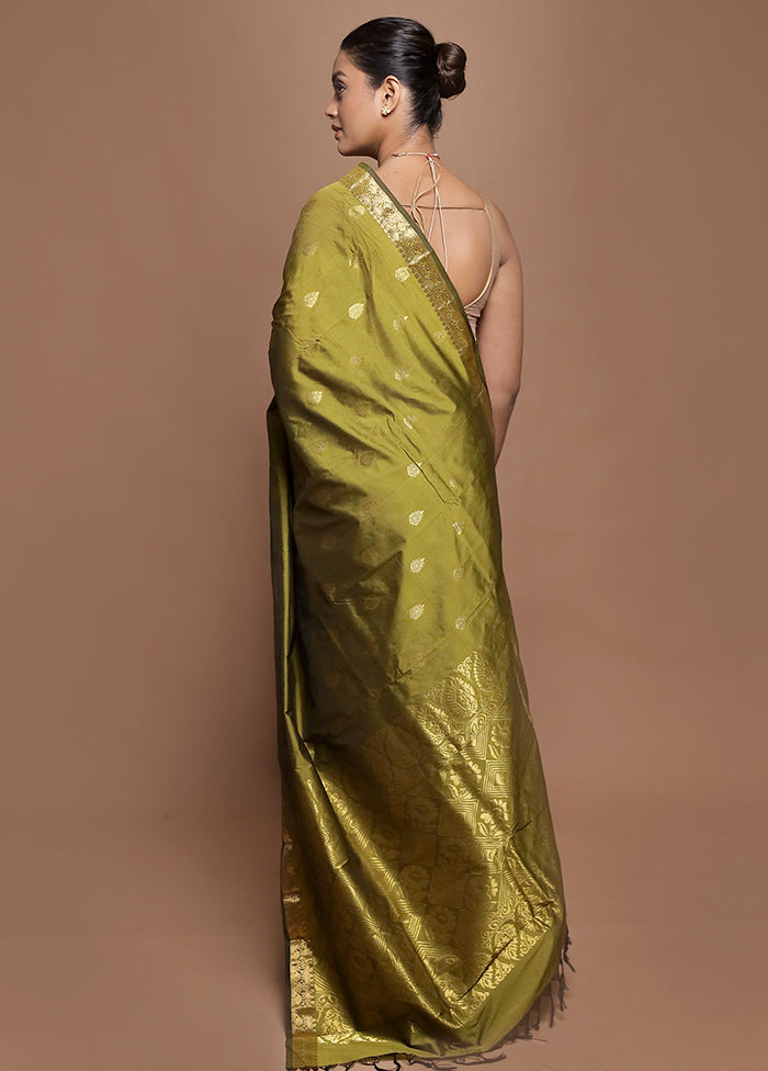 Green Kanjivaram Silk Saree With Blouse Piece