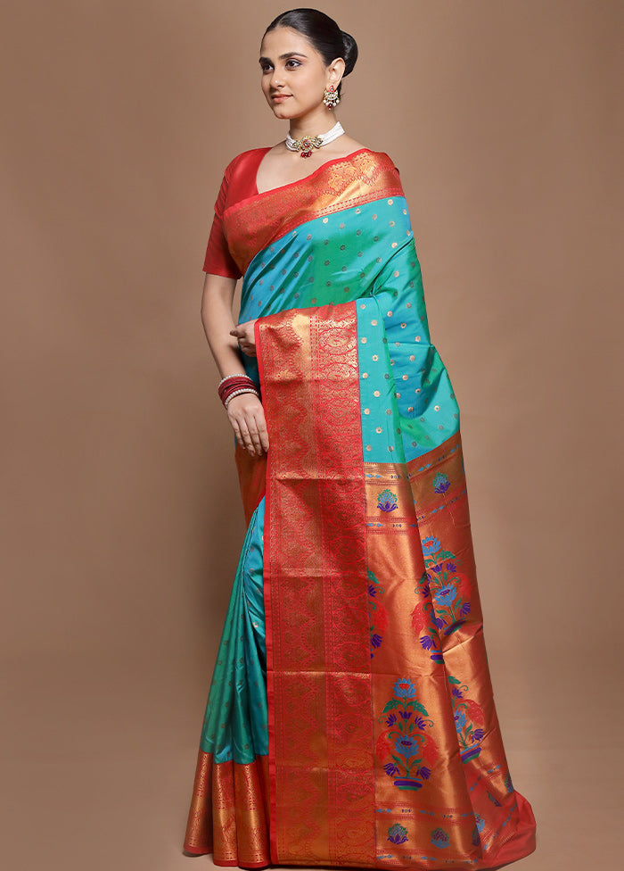 Green Kanjivaram Silk Saree With Blouse Piece