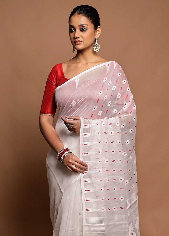 White Tant Jamdani Saree Without Blouse Piece