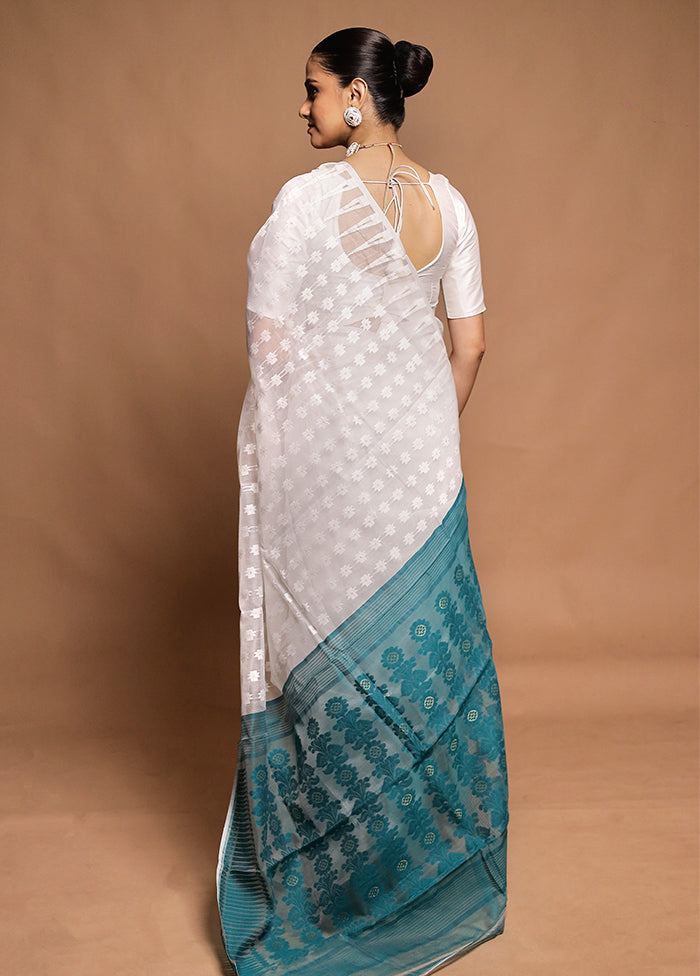 White Tant Jamdani Saree Without Blouse Piece