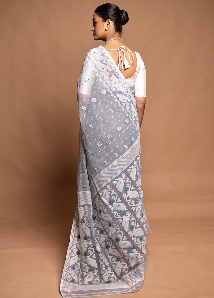 Grey Tant Jamdani Saree Without Blouse Piece
