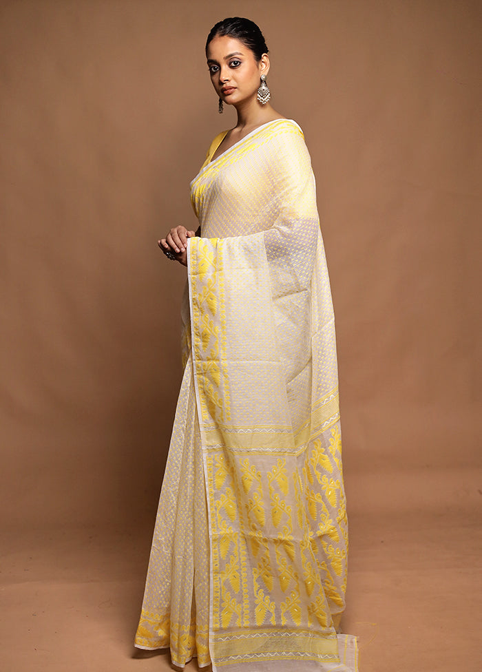 White Tant Jamdani Saree Without Blouse Piece