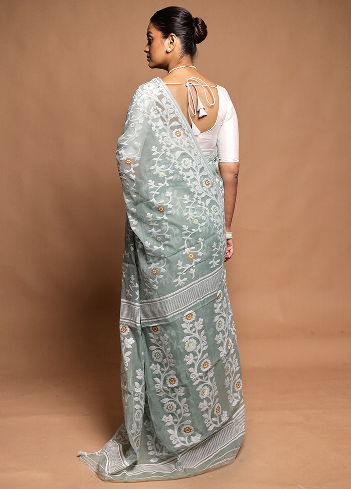 Green Tant Jamdani Saree Without Blouse Piece