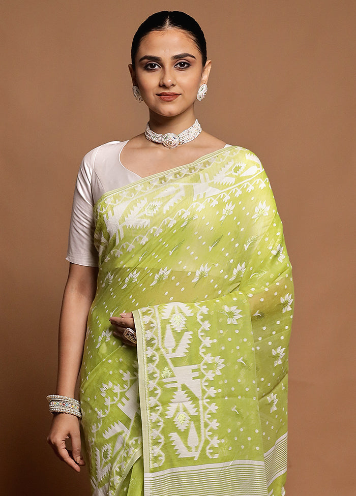Green Tant Jamdani Saree Without Blouse Piece