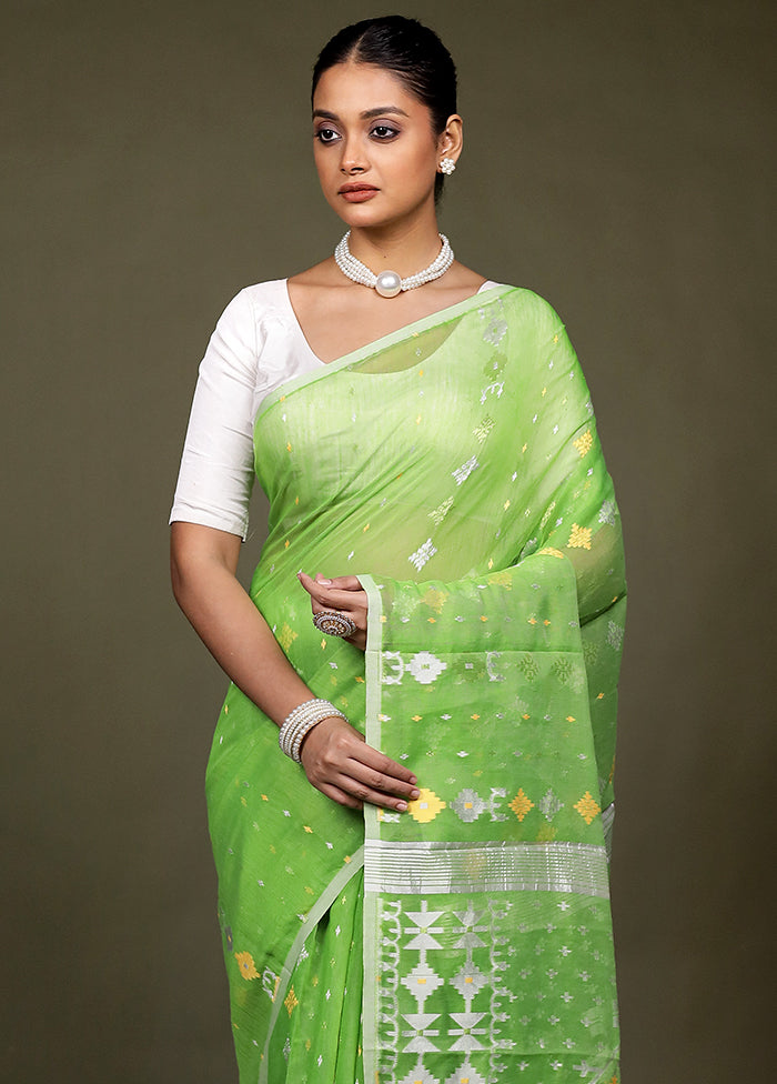 Green Tant Jamdani Saree Without Blouse Piece