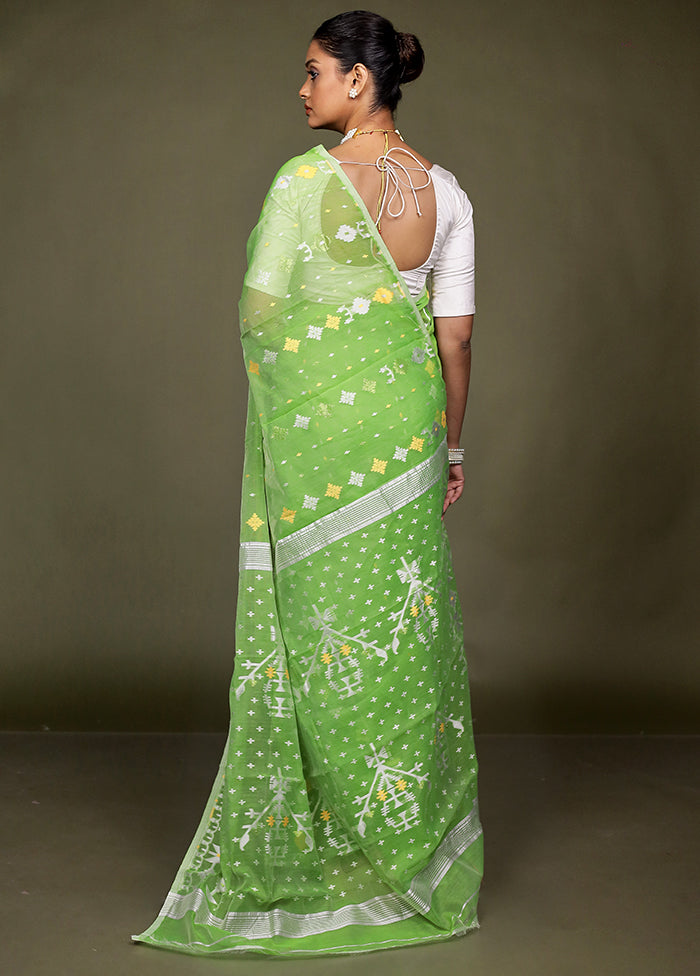 Green Tant Jamdani Saree Without Blouse Piece