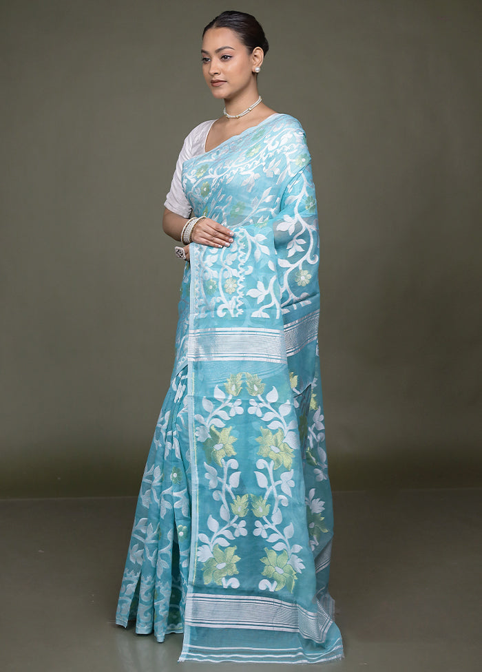 Green Tant Jamdani Saree Without Blouse Piece