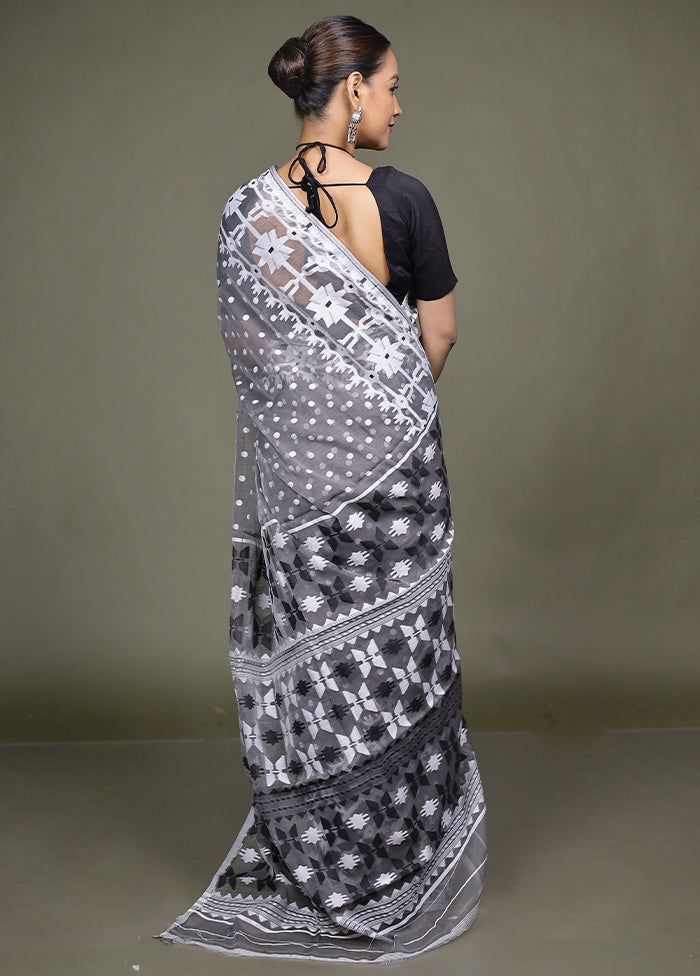 Grey Tant Jamdani Saree Without Blouse Piece