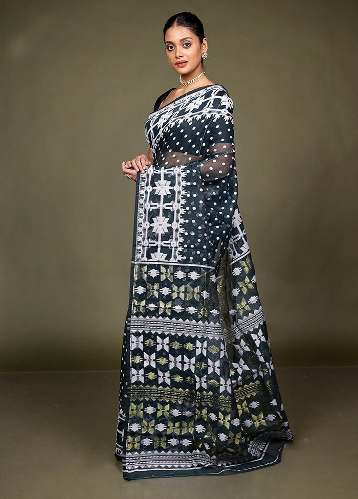 Green Tant Jamdani Saree Without Blouse Piece