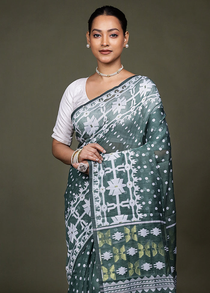 Green Tant Jamdani Saree Without Blouse Piece