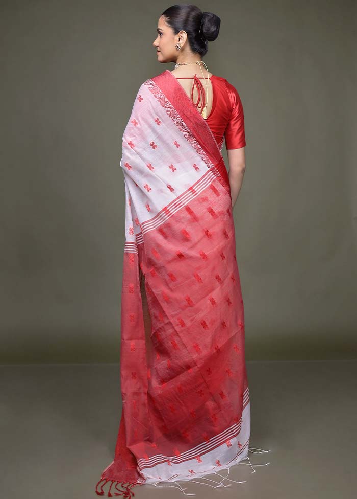 White Matka Silk Saree With Blouse Piece