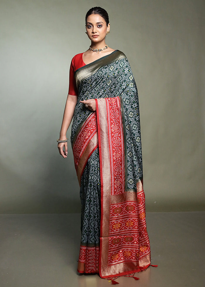 Green Dupion Silk Saree With Blouse Piece