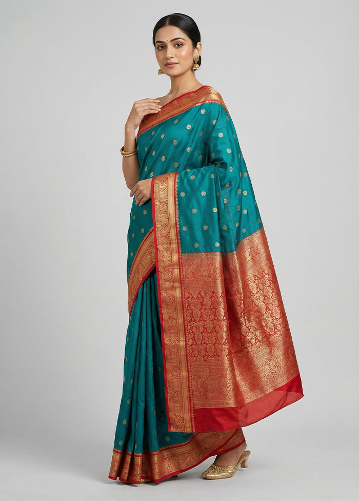 Green Kanjivaram Silk Saree With Blouse Piece