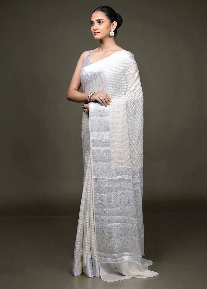 White Kora Silk Saree With Blouse Piece