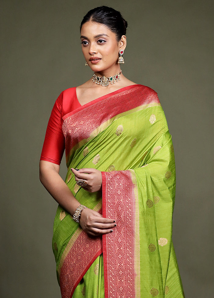 Green Dupion Silk Saree With Blouse Piece