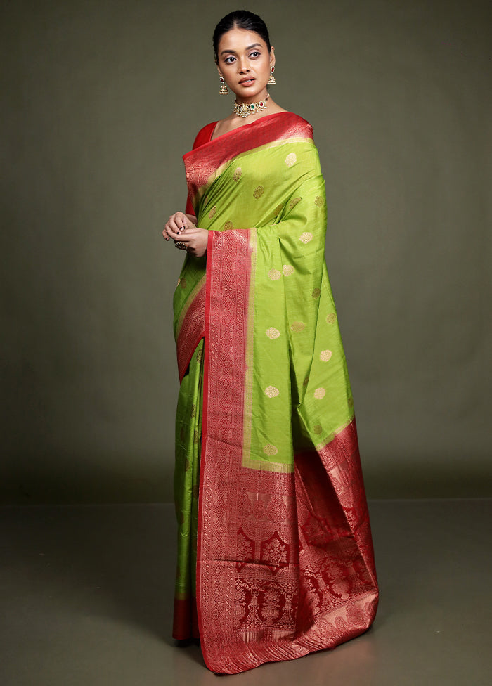 Green Dupion Silk Saree With Blouse Piece