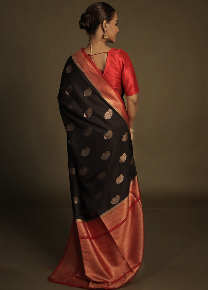 Black Dupion Silk Saree With Blouse Piece
