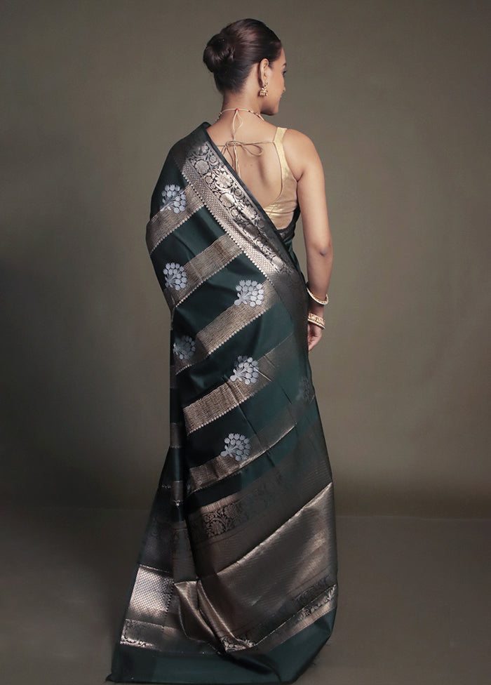 Green Kora Silk Saree With Blouse Piece