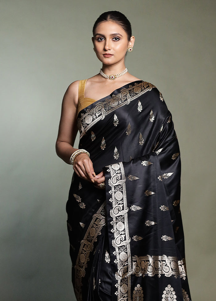 Black Banarasi Silk Saree With Blouse Piece