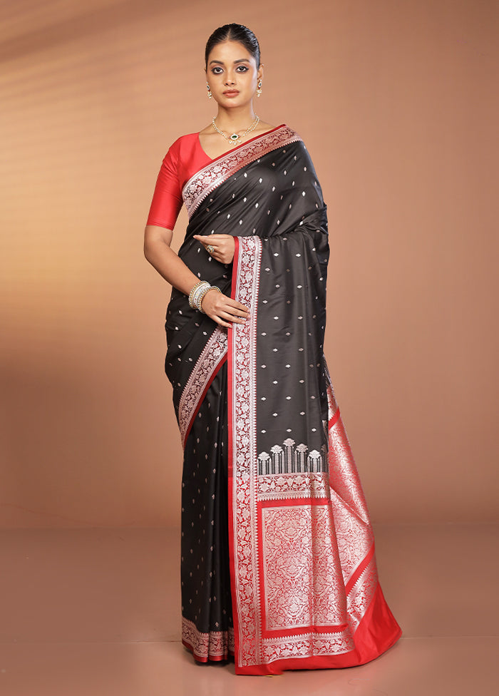 Black Banarasi Silk Saree With Blouse Piece