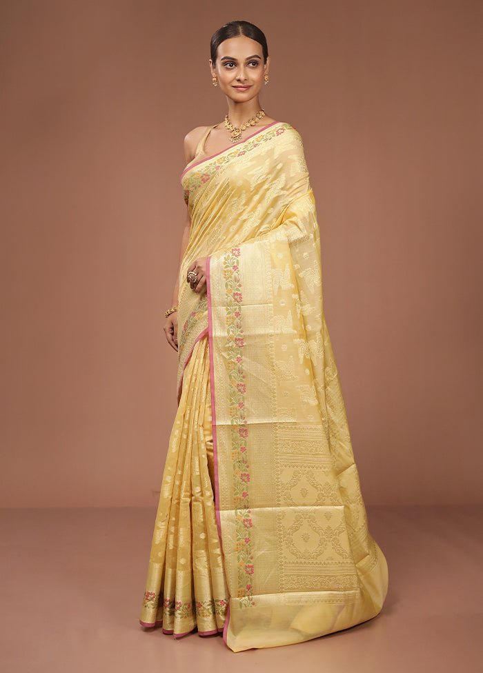 Yellow Cotton Saree With Blouse Piece