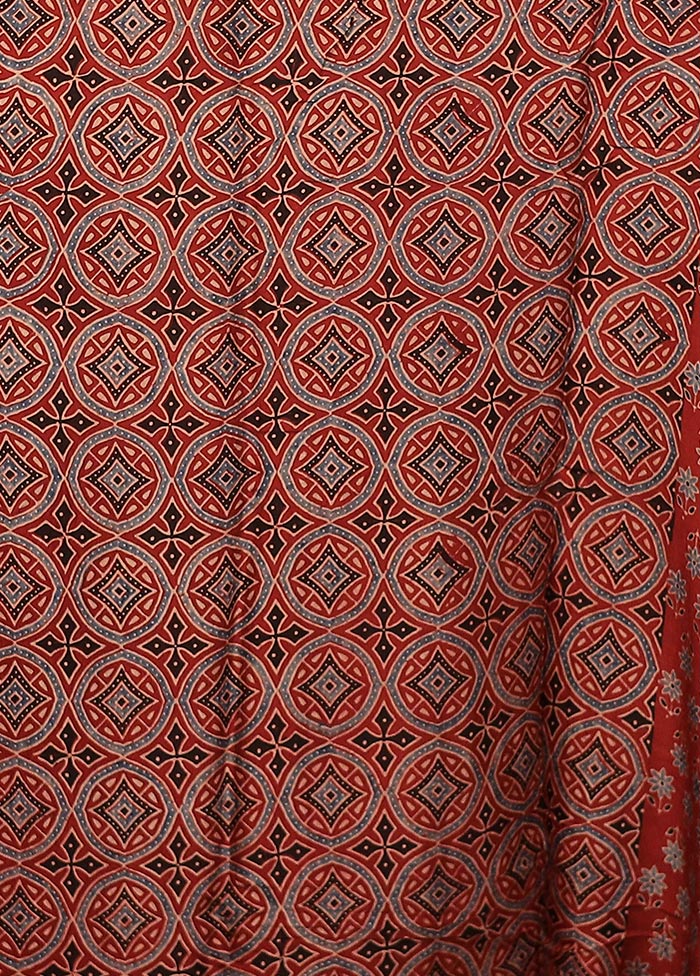 Maroon Printed Pure Silk Saree Without Blouse Piece