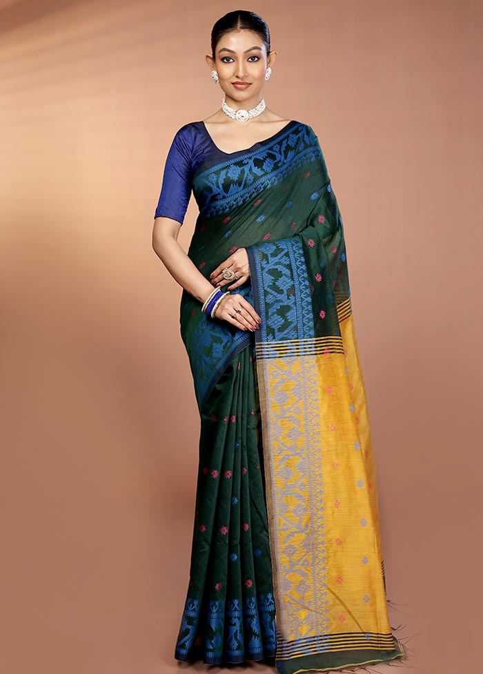 Green Matka Silk Saree With Blouse Piece