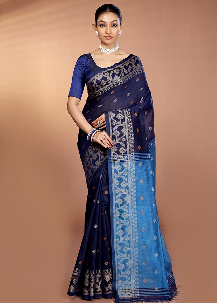 Blue Matka Silk Saree With Blouse Piece