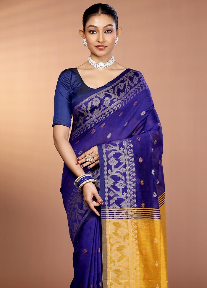 Blue Matka Silk Saree With Blouse Piece