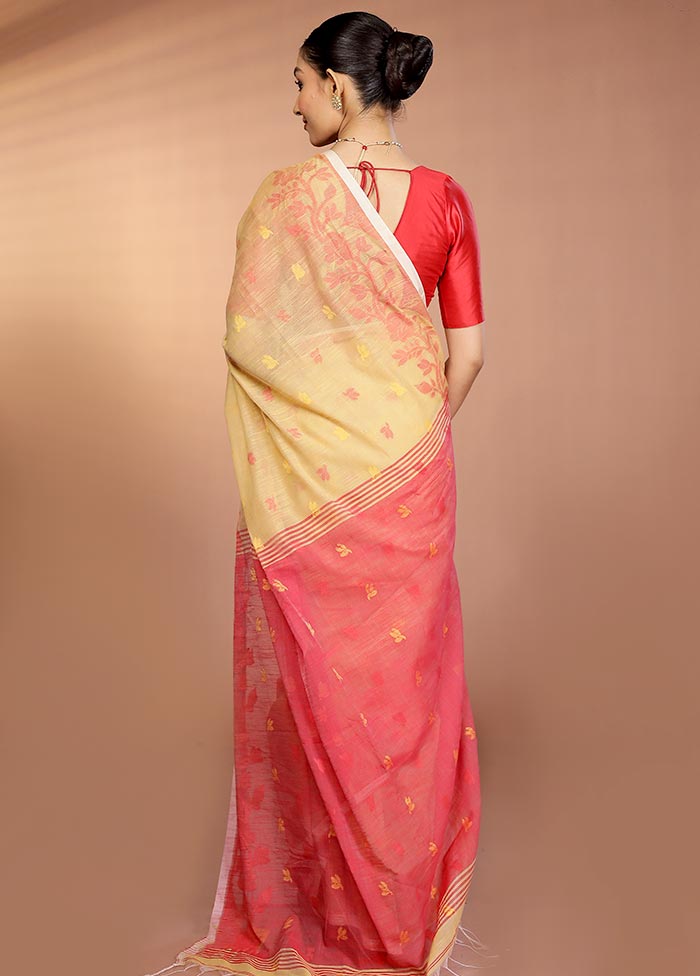 Cream Matka Silk Saree With Blouse Piece