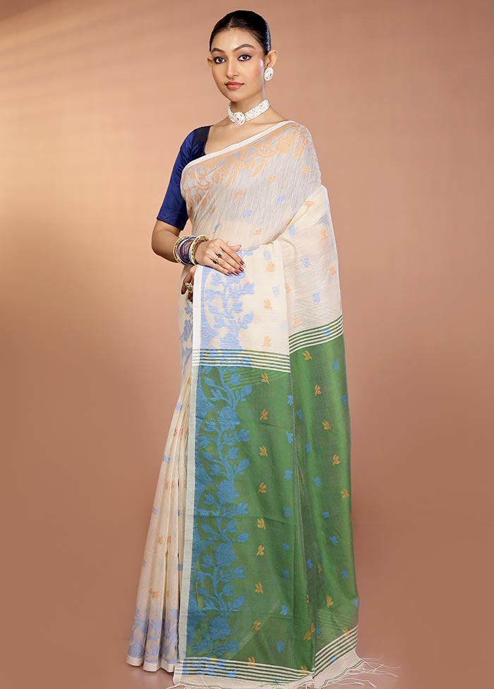 White Matka Silk Saree With Blouse Piece