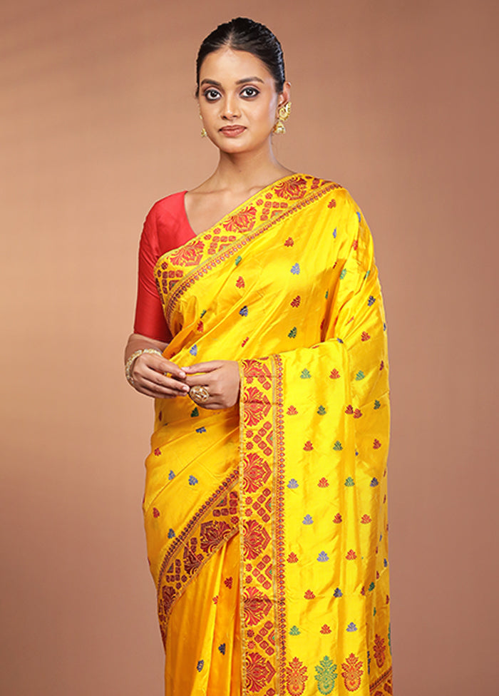 Yellow Handloom Assam Pure Silk Saree With Blouse Piece