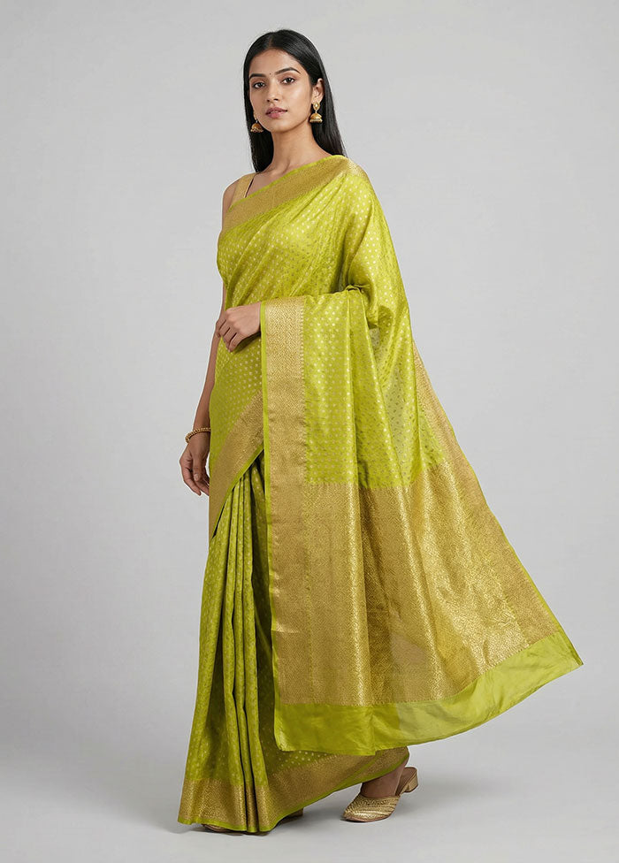 Green Dupion Silk Saree With Blouse Piece