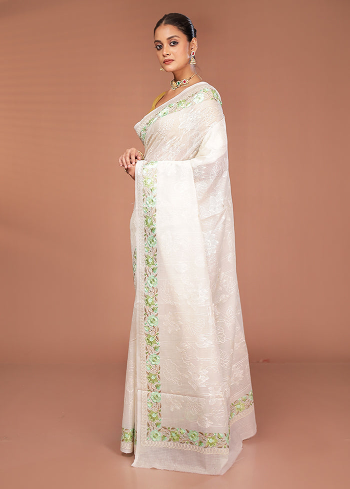 White Pure Cotton Saree With Blouse Piece
