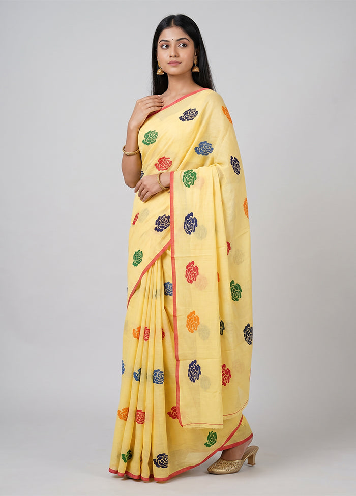 Cream Matka Silk Saree With Blouse Piece