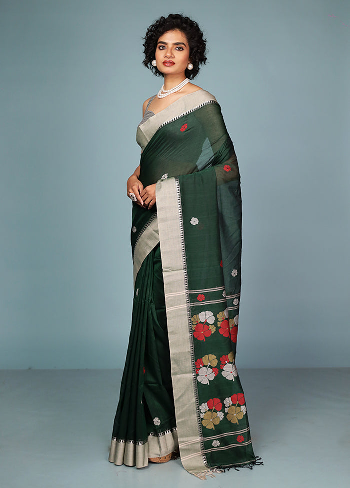Green Matka Silk Saree With Blouse Piece
