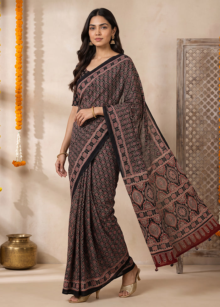 Black Printed Silk Saree Without Blouse Piece