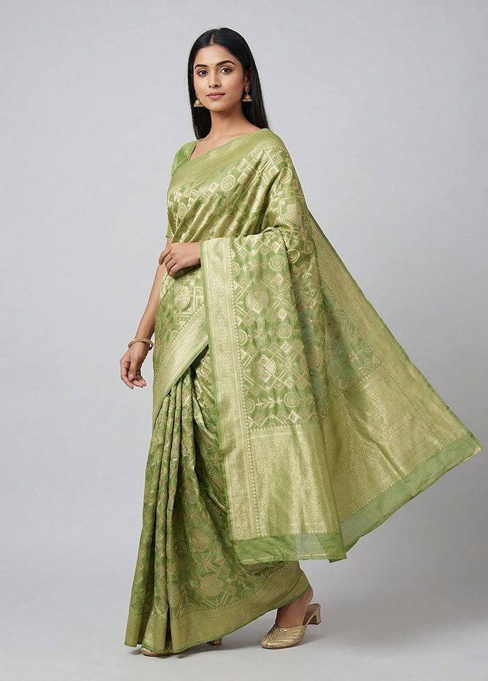 Green Cotton Saree With Blouse Piece