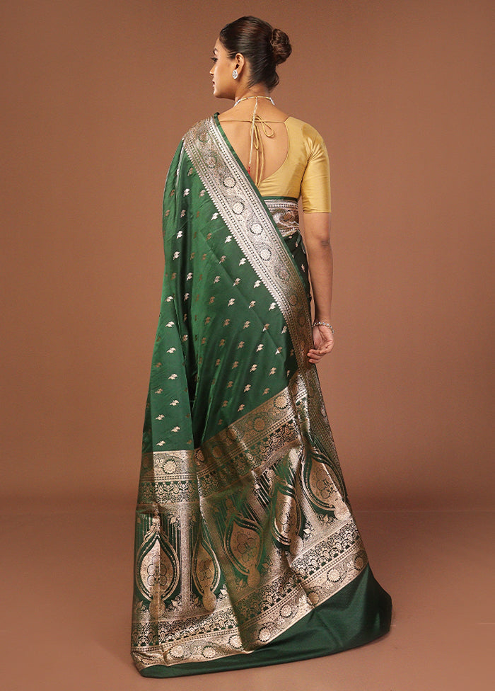 Green Uppada Silk Saree With Blouse Piece