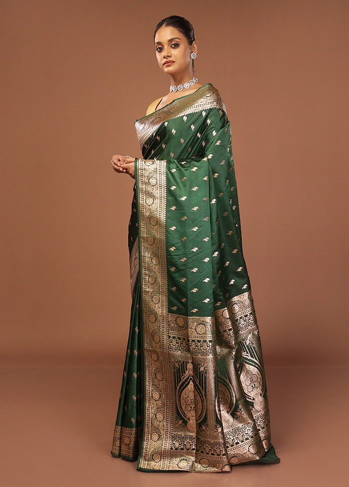 Green Uppada Silk Saree With Blouse Piece