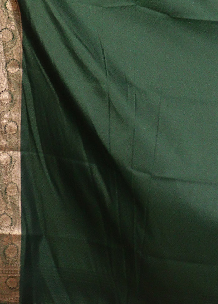 Green Uppada Silk Saree With Blouse Piece