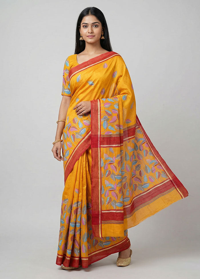 Yellow Printed Silk Saree Without Blouse Piece