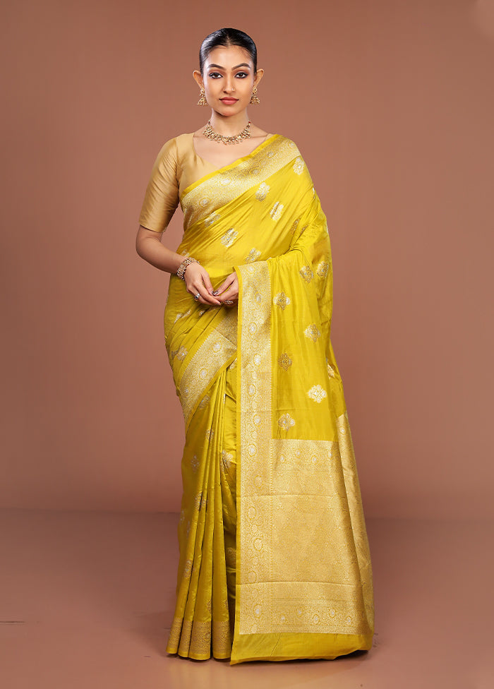 Green Dupion Silk Saree With Blouse Piece