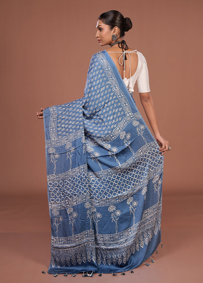 Blue Printed Silk Saree Without Blouse Piece