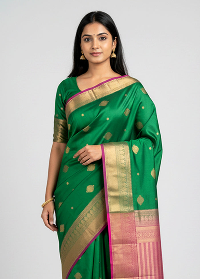 Green Handloom Kanjivaram Pure Silk Saree With Blouse Piece