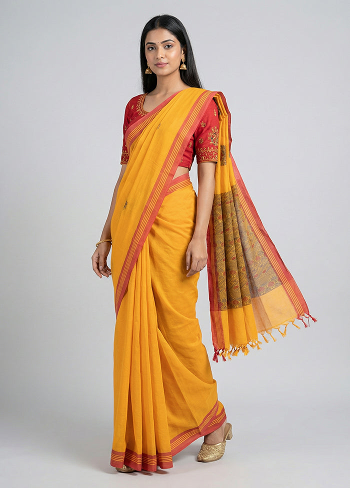 Yellow Cotton Saree With Blouse Piece
