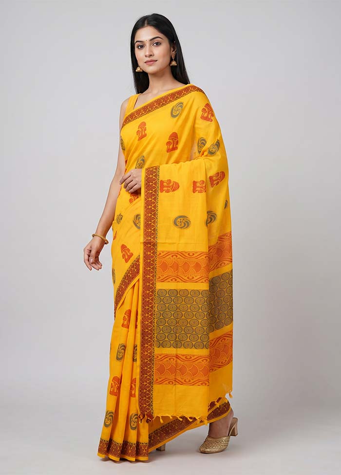 Yellow Cotton Saree With Blouse Piece
